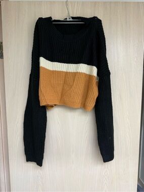 ROMWE Black, Cream & Brown Colorblock Cropped Crewneck Sweater